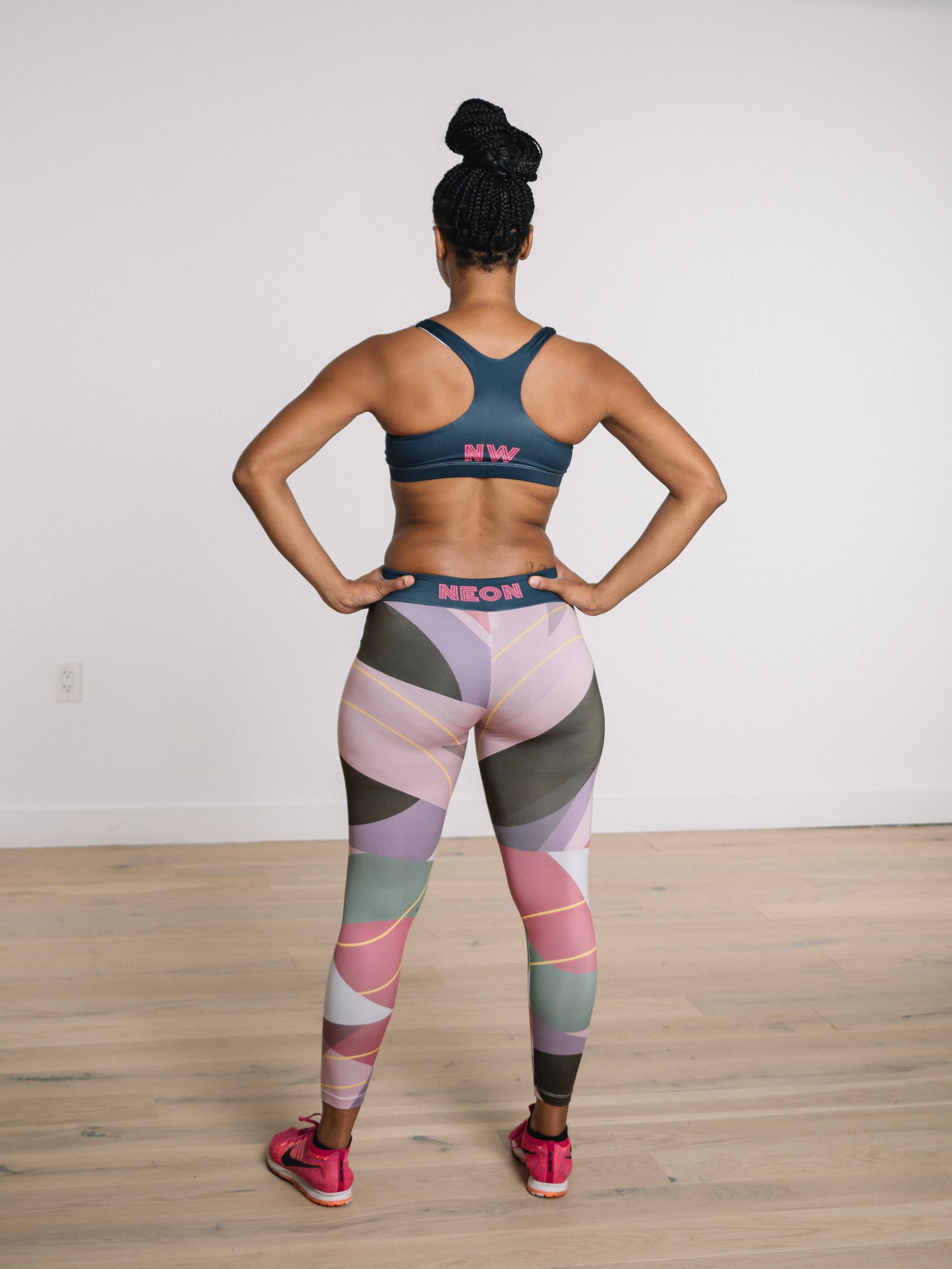 Neon on sale yoga leggings